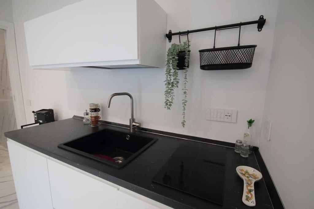 Apartamento Chiaia Arcoleo House - Sofia Nápoles Exterior foto